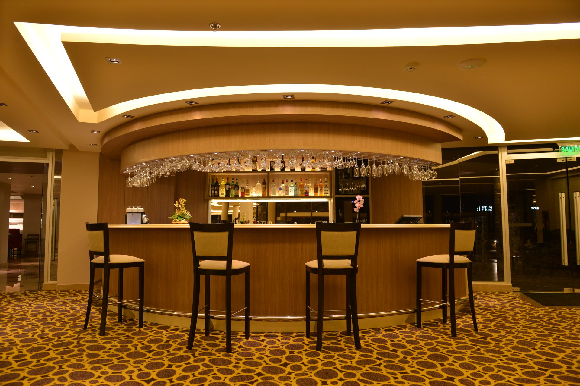 Lobby Bar — Falls Iguazú