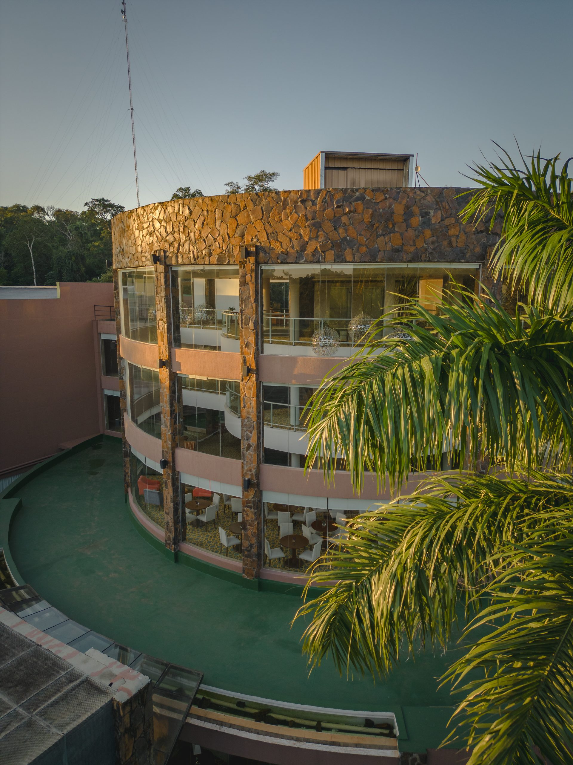 Falls Iguazú Hotel & Spa — main façade